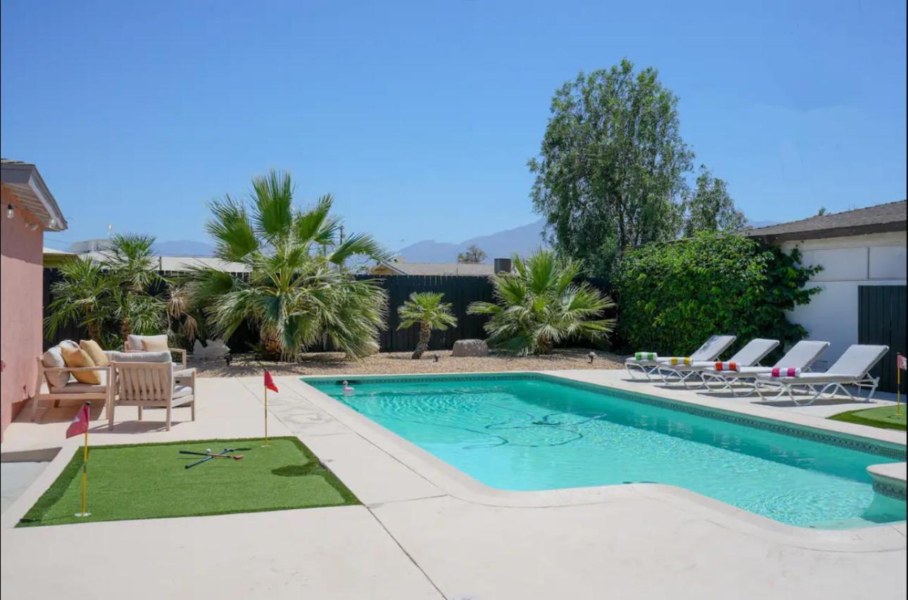 The Pink Cactus - Desert Retreat - Luxe Pool, Golf & Game Room Indio Exterior foto
